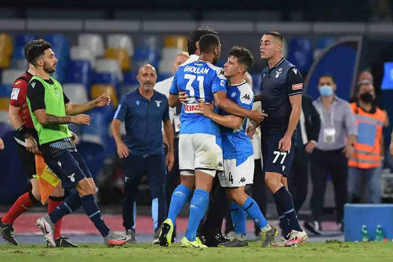 Oltre al centravanti della Lazio sono andati in gol Fabian Ruiz, Insigne su rigore e Politano.