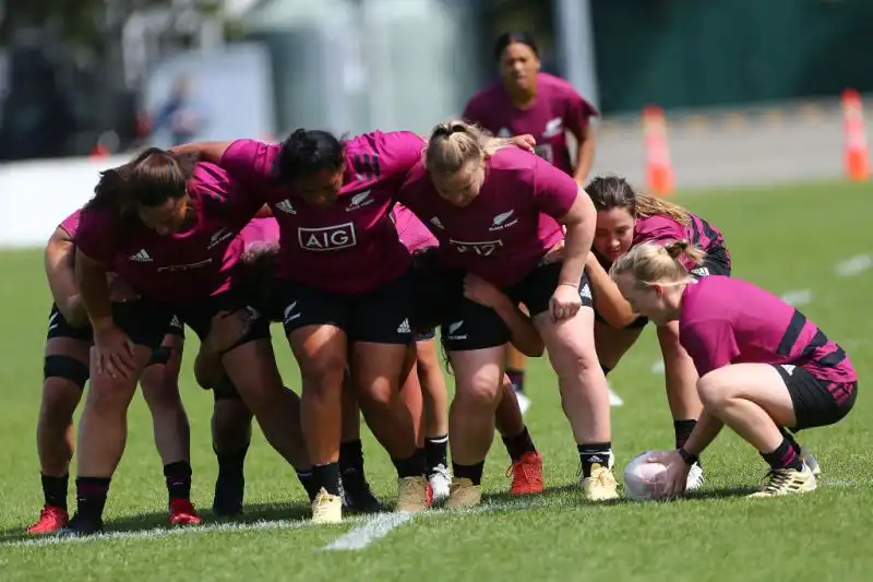 Il movimento del rugby femminile è cresciuto molto negli ultimi anni.