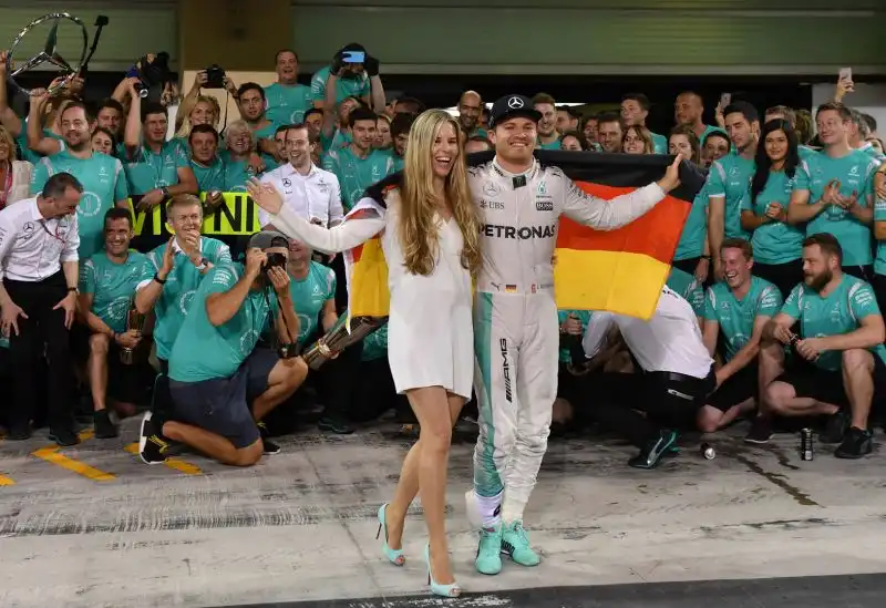 Anche il suocero della bella Vivian è stato campione del mondo di Formula 1: si tratta ovviamente di Keke Rosberg
