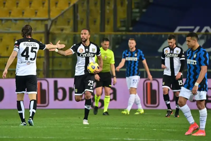 l Parma ha comunque il merito di crederci: i gialloblù accorciano con un bel gol di Hernani al 71'