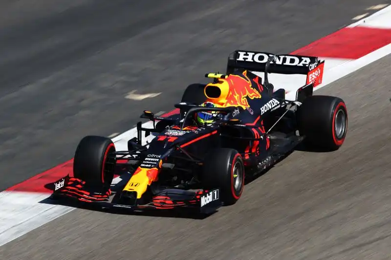 8	Sergio Perez (Red Bull) 1:30.187 a 1.227