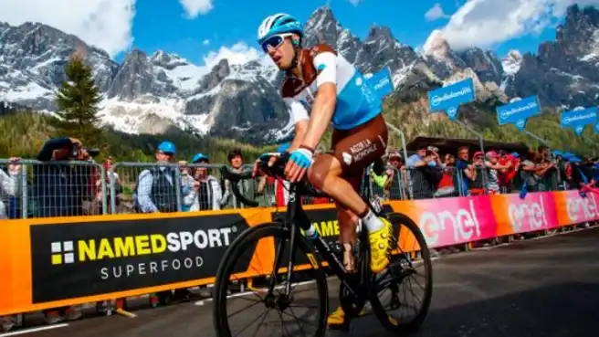 François Bidard lascia il Giro: clavicola fratturata