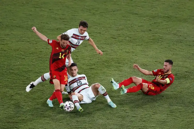 Il primo tempo si chiude col Belgio in vantaggio, nonostante per larghi tratti della prima frazione si sia fatto preferire il Portogallo