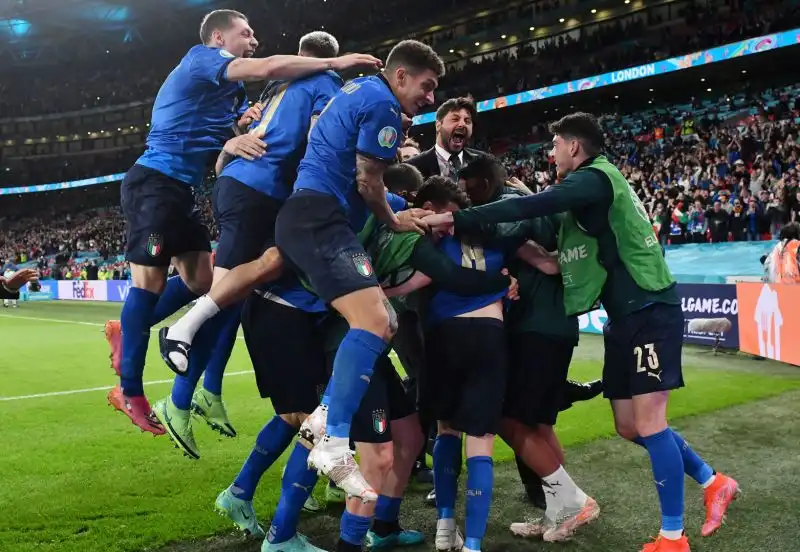 A Wembley l'Italia ha battuto la Spagna ai rigori volando in finale di Euro2020