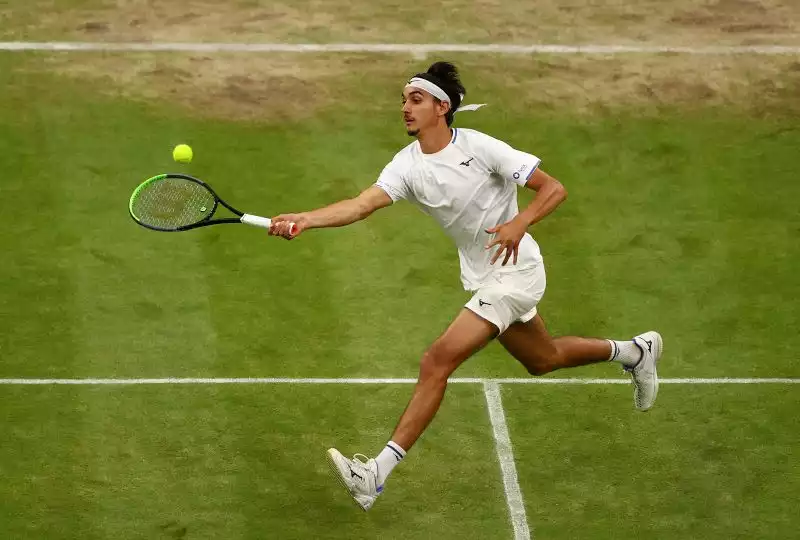Lorenzo Sonego non è riuscito a raggiungere Matteo Berrettini nei quarti di finale di Wimbledon