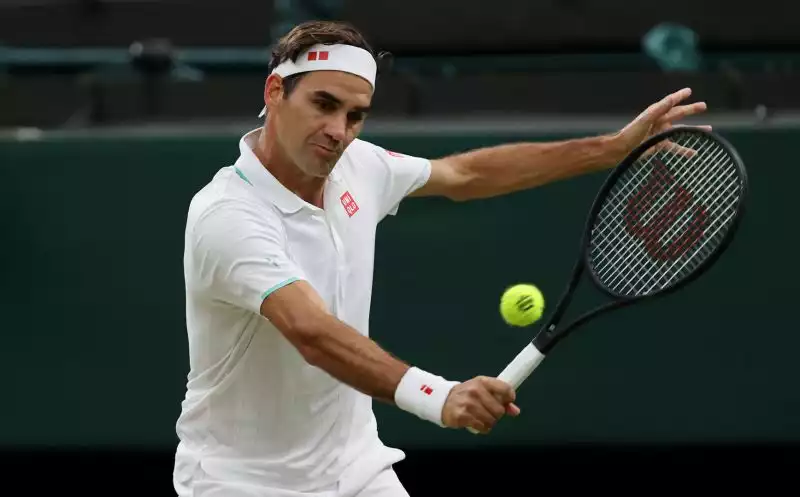 Federer ha allungato ma invece di chiudere si è visto controbreakkare