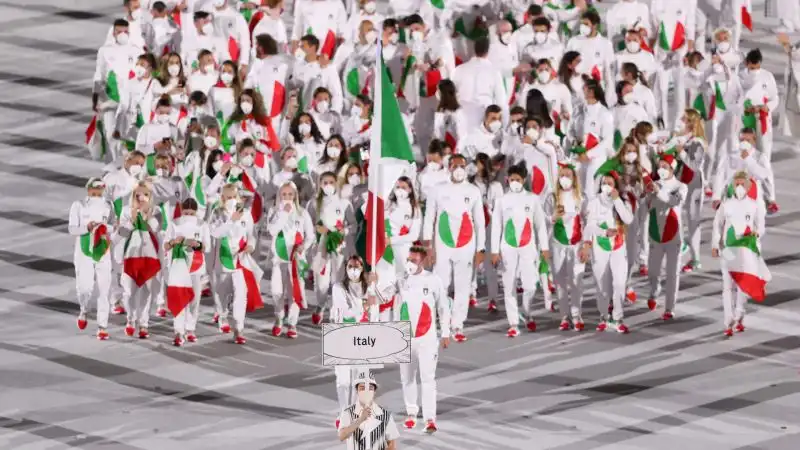 Grande emozione per gli atleti italiani chiamati a sfilare