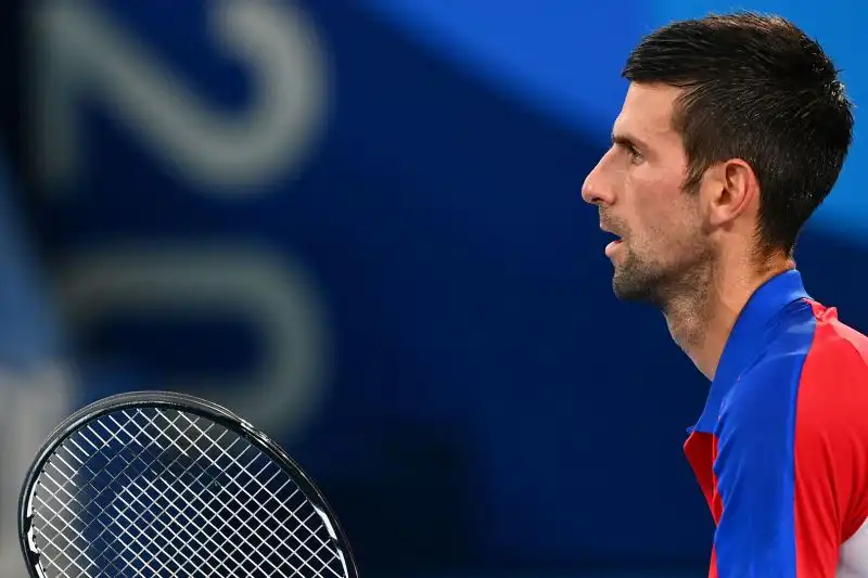 Dopo il primo set dominato da Djokovic (1-6), nei successivi due set è avvenuta la clamorosa rimonta del tennista tedesco (6-3, 6-1)