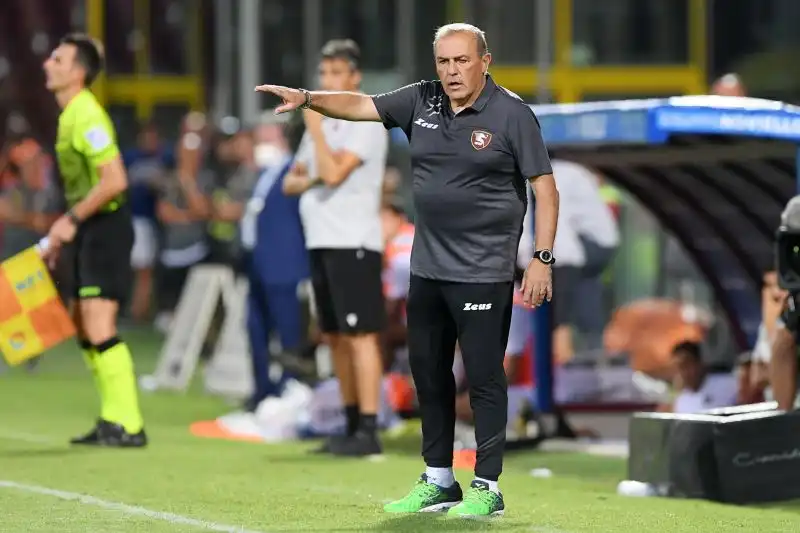 La Salernitana, altra neopromossa in Serie A, si affida nuovamente a Fabrizio Castori, allenatore che ha guidato il ritorno nella massima serie della squadra campana