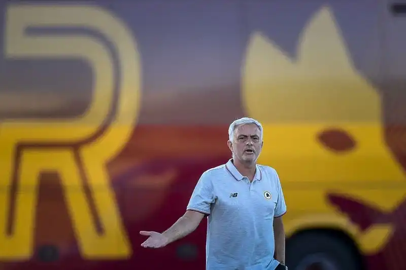 Ritorna in Serie A lo Special One: dopo le avventure in Premier League, José Mourinho è il nuovo allenatore della Roma