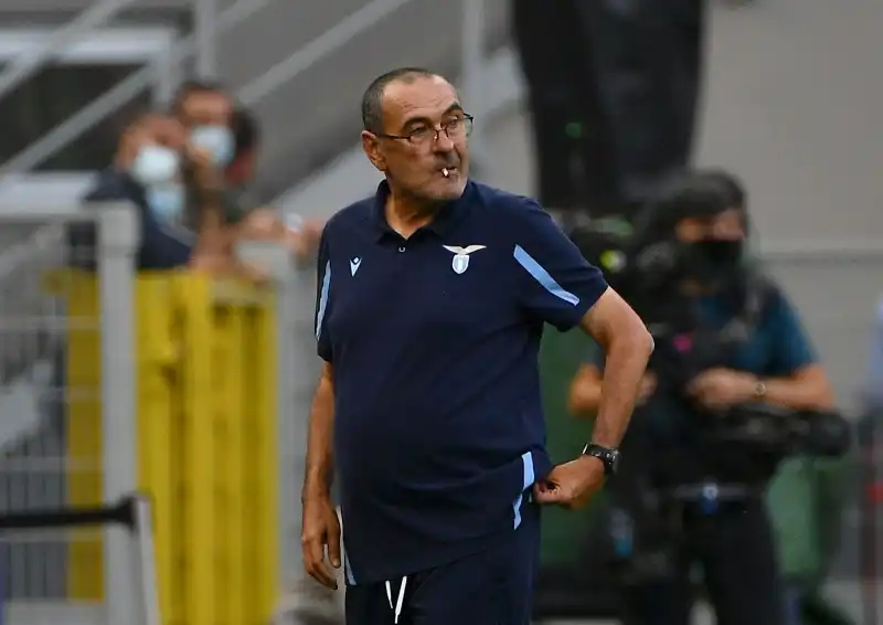 Lazio, Maurizio Sarri allontana il mercato e punta la Fiorentina