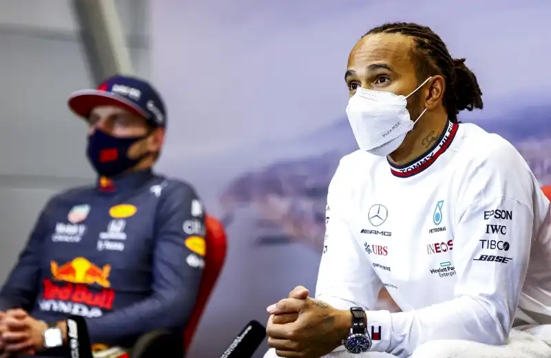 F1, Lewis Hamilton parla della rivalità con Max Verstappen