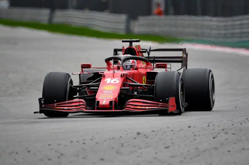 Charles Leclerc, spiegato il motivo della mossa sbagliata a Sochi