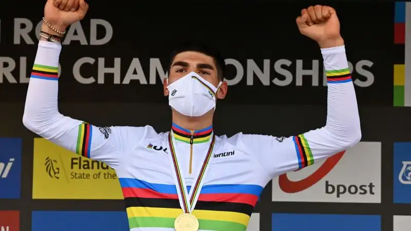 Nelle Fiandre, Filippo Baroncini è campione del mondo under23 nella gara in linea di ciclismo su strada