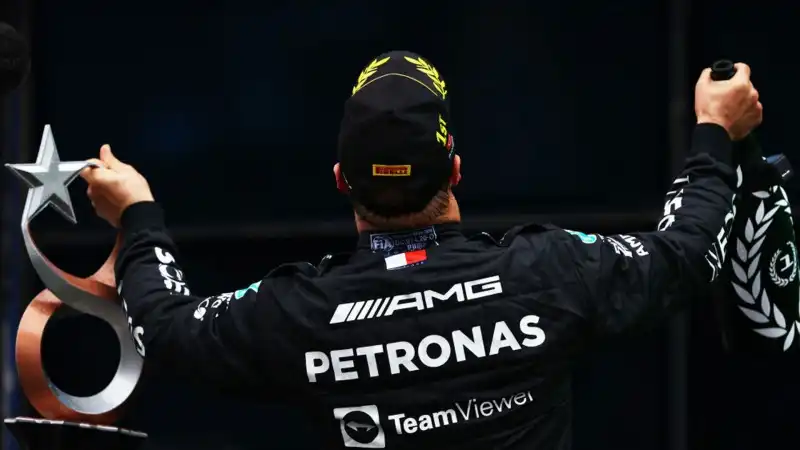 F1, Valtteri Bottas avverte Lewis Hamilton e Max Verstappen