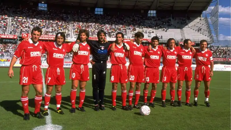 Oltre ad essere noto per la sua rosa tutta italiana, il Piacenza si fece notare nel 1996-'97 per i balli con cui tutta la squadra festeggiava i gol al ritmo di Macarena