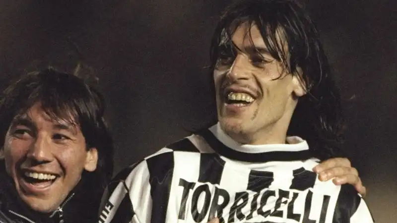 Moreno Torricelli, passato nell'estate 1992 direttamente dai brianzoli della Caratese alla Juventus