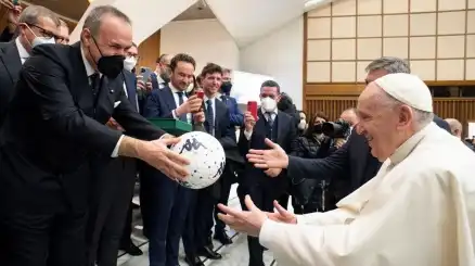 Papa Francesco benedice la serie B