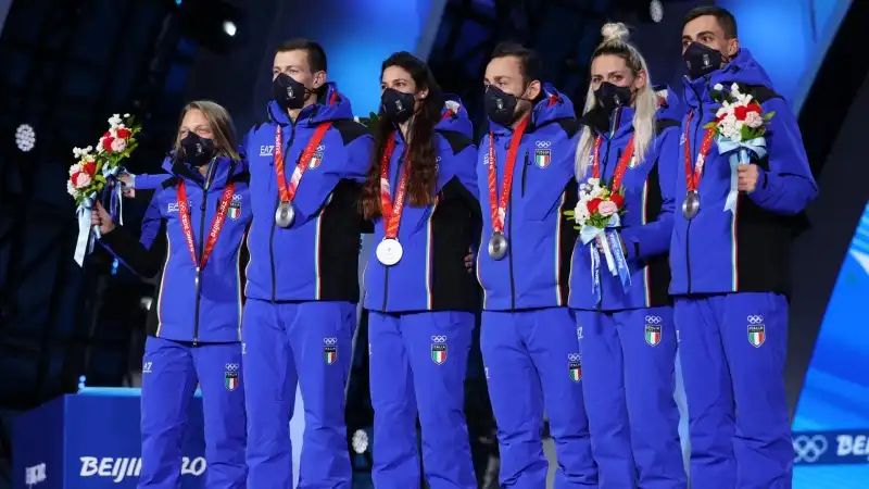 A Pechino 2022 è arrivata anche la prima medaglia in una staffetta mista insieme alle sorelle Valcepina (Arianna e Martina), Pietro Sighel, Yuri Confortola e Andrea Cassinelli.