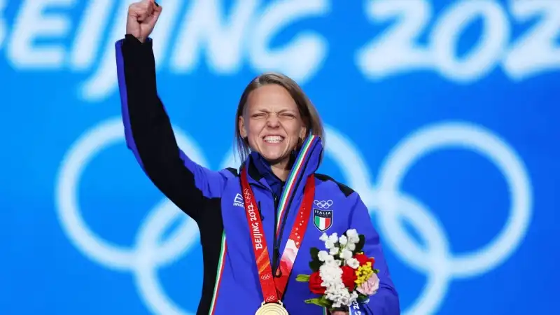 Arianna Fontana è diventata l'italiana più medagliata nella storia delle Olimpiadi. Promossa