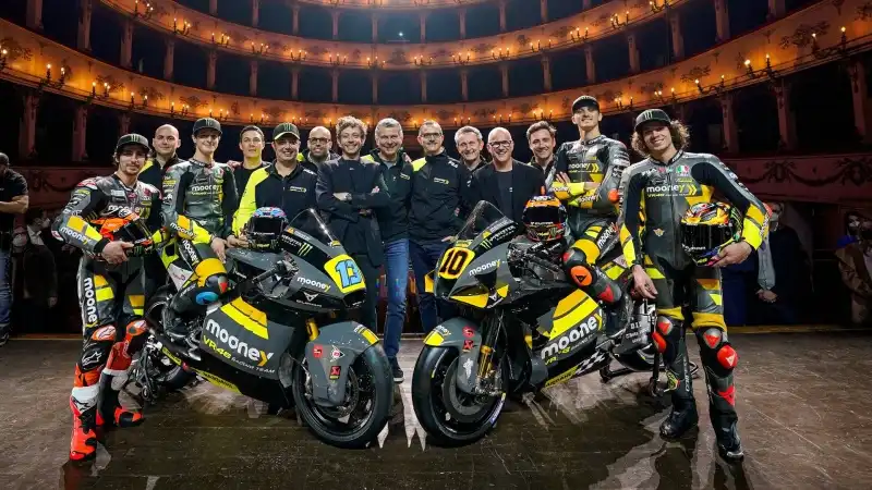 Il Mooney VR46 Racing Team al Teatro Rossini di Pesaro