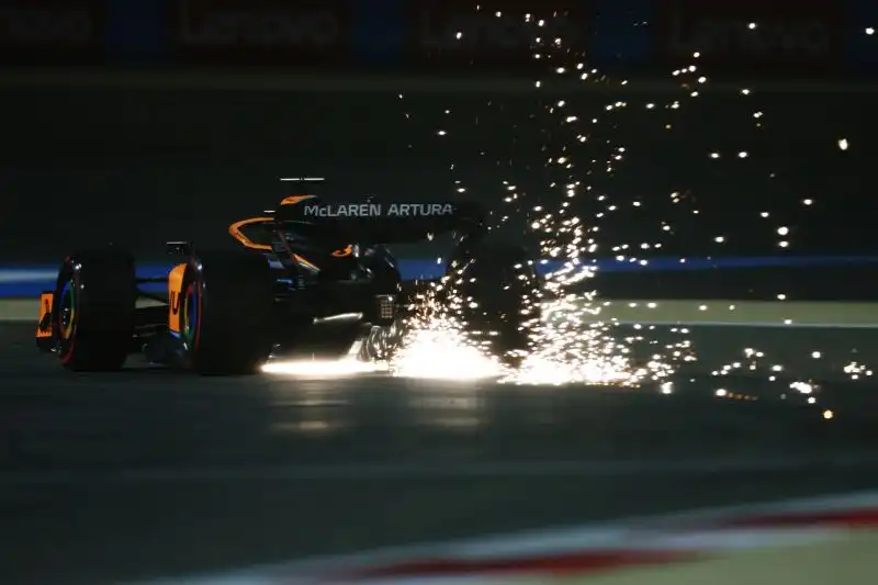 Ricciardo e Norris 4,5: Impatto tremendo con il 2022 per una McLaren costretta a navigare nelle retrovie