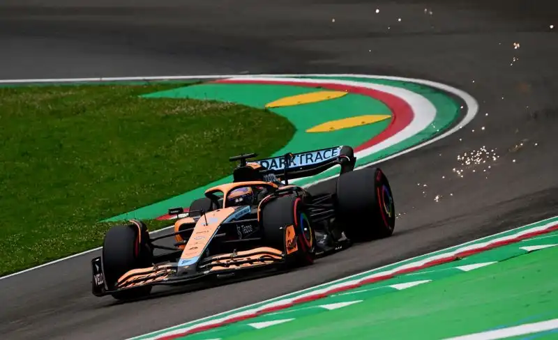 Ricciardo 6: Sarà in terza fila con l'altra McLaren di Norris, ma non può arrivargli sempre dietro