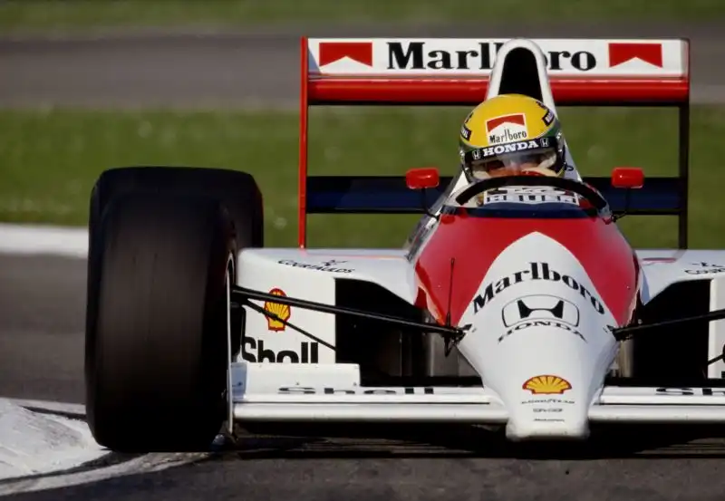 Tre i suoi titoli mondiali, tutti con McLaren: 1988, 1990, 1991