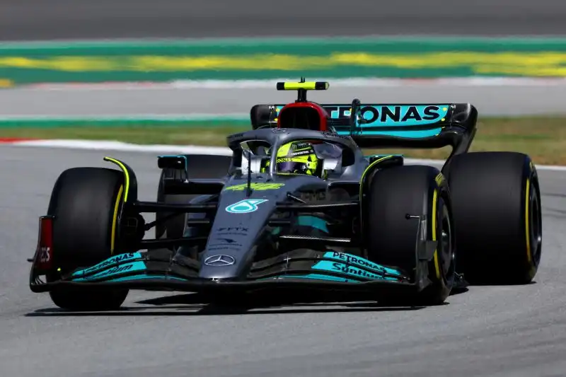 Hamilton 7 - Non inganni la posizione finale: il sette volte campione del mondo si produce in una gara muscolare con un'auto dalle prestazioni ancora troppo altalenanti