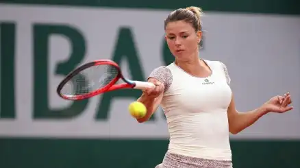 Camila Giorgi vince in rimonta all'esordio al Roland Garros