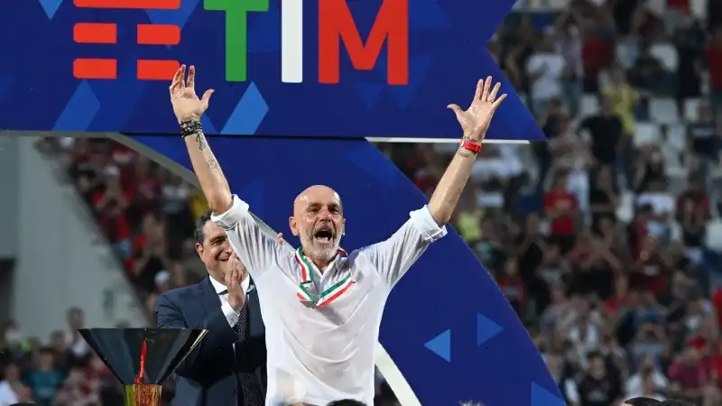 Stefano Pioli se la gode e fa una dedica speciale