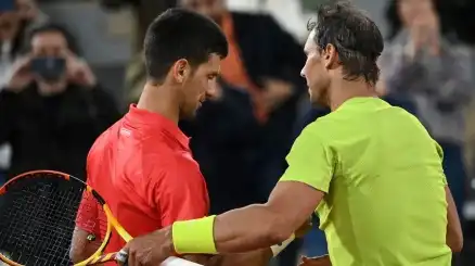 Wimbledon, rischio focolaio Covid-19: tremano anche Novak Djokovic e Rafa Nadal