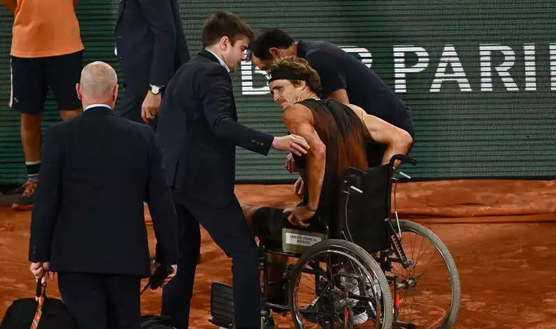 Momenti di grande commozione durante la semifinale del Roland Garros tra il tedesco e lo spagnolo