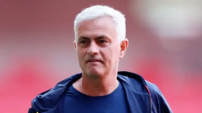 José Mourinho chiede altri rinforzi alla Roma