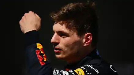 Max Verstappen prenota la pole, Leclerc davanti alle Mercedes