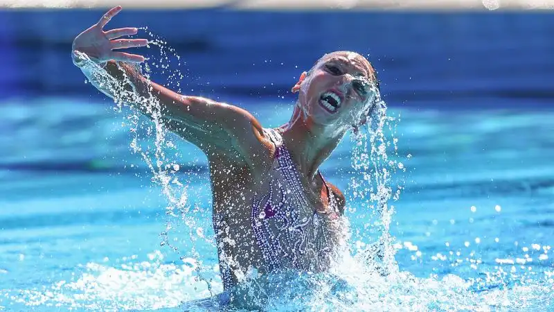 Le atlete del nuoto sincronizzato vengono comunemente chiamate sincronette