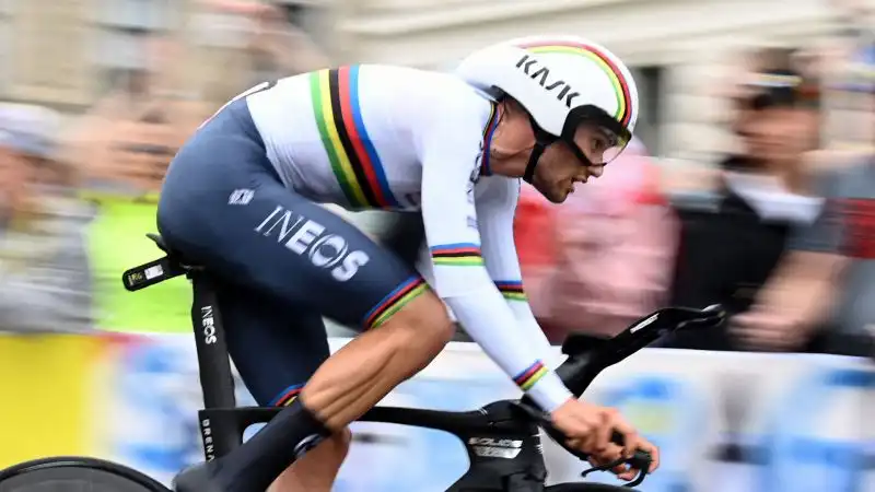 Filippo Ganna puntava e tanto sulla prima maglia gialla del Tour de France 2022