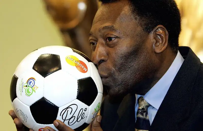 Il leggendario giocatore brasiliano Pelé è stato ministro dello Sport
