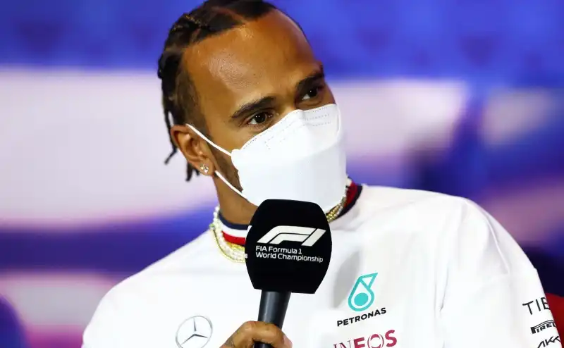 Formula 1, Lewis Hamilton “cancella” Nelson Piquet