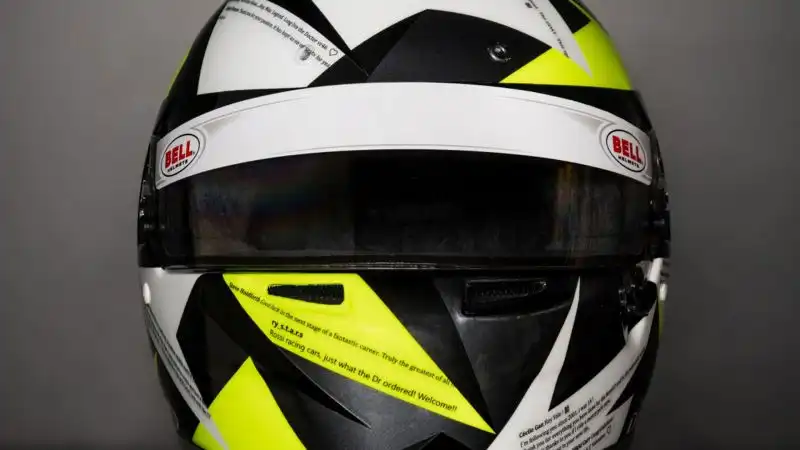 Un nuovo casco per Valentino Rossi (ph. Ufficio Stampa Pirelli)