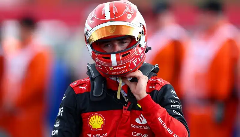 Charles Leclerc si sfoga sui social