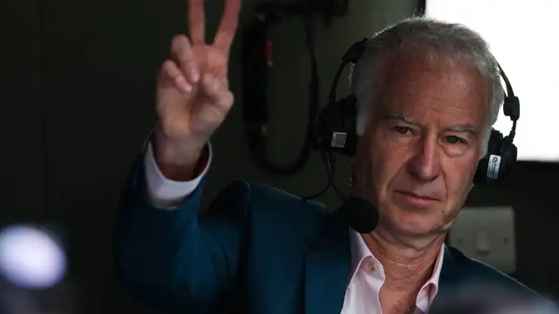 Non poteva mancare la leggenda del tennis John McEnroe