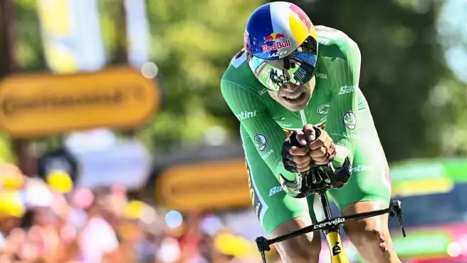 Tour de France: a Van Aert la crono di Rocamadour, Vingegaard ipoteca il successo finale