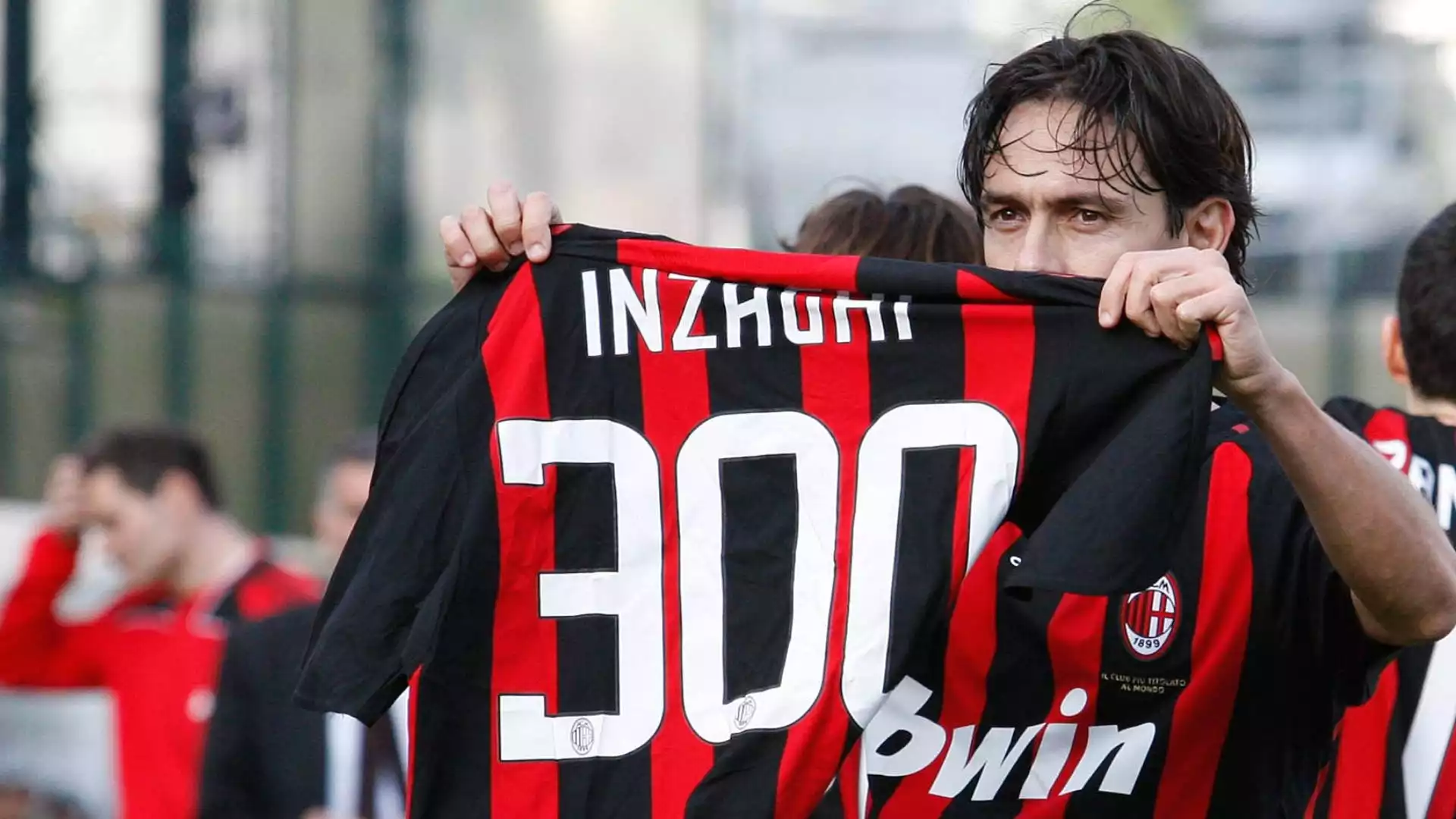 In maglia rossonera Inzaghi ha anche festeggiato i 300 gol in carriera in un match casalingo contro il Siena, nel marzo del 2009