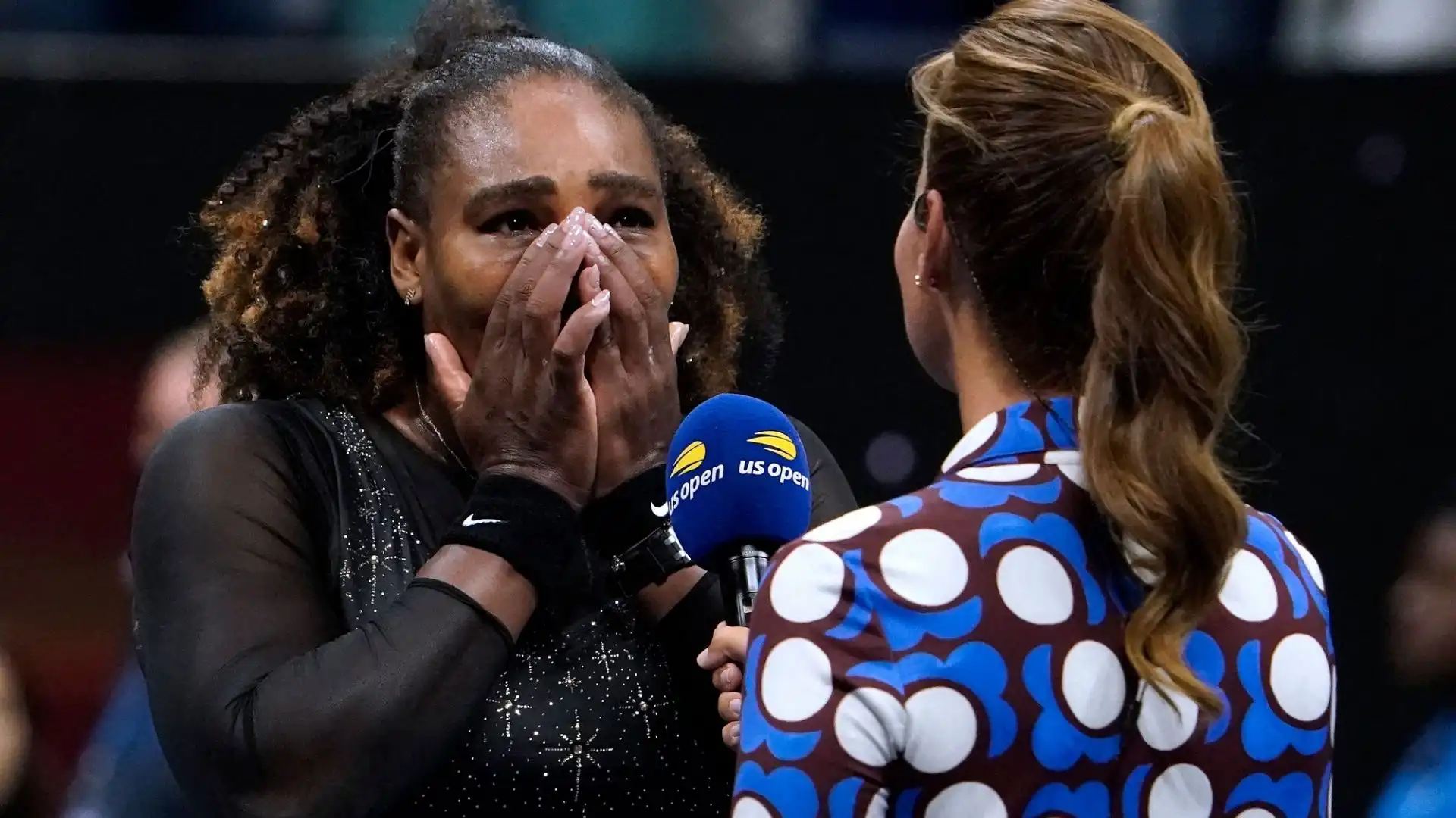 Salutando il pubblico la campionessa non è riuscita a trattenere le lacrime