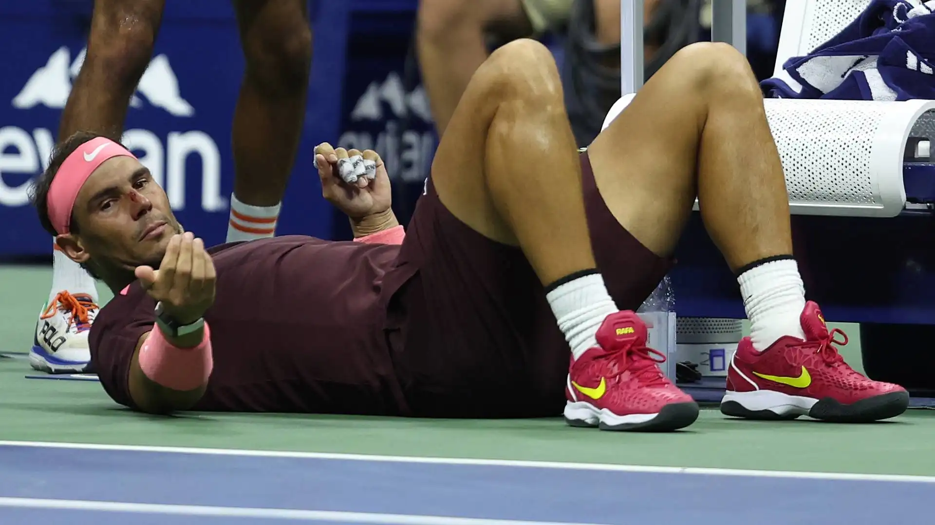 Incidente a dir poco sfortunato per Rafael Nadal durante il match con Fabio Fognini