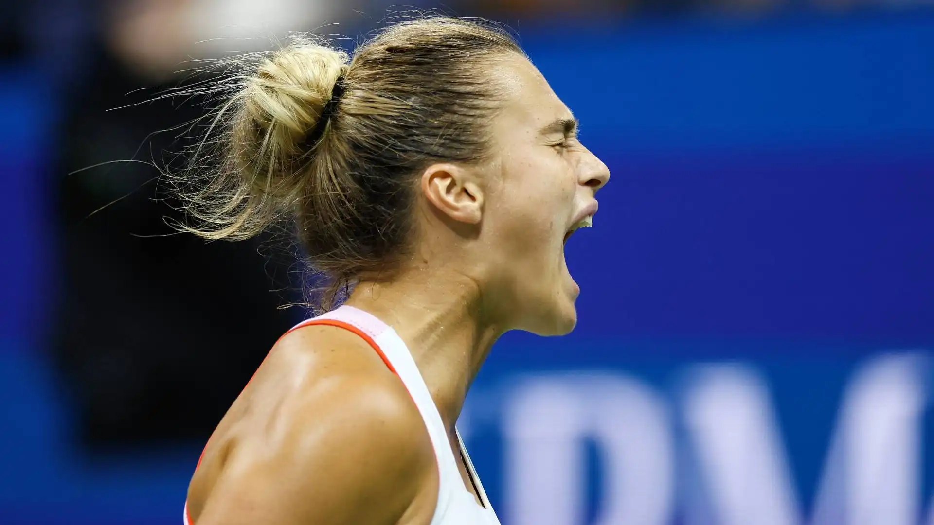 Nei quarti di finale affronterà la tennista ceca Karolina Pliskova, che ha battuto in tre set Victoria Azarenka