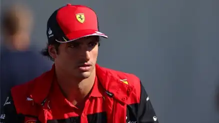 Ferrari, Carlos Sainz lancia un messaggio a Mattia Binotto