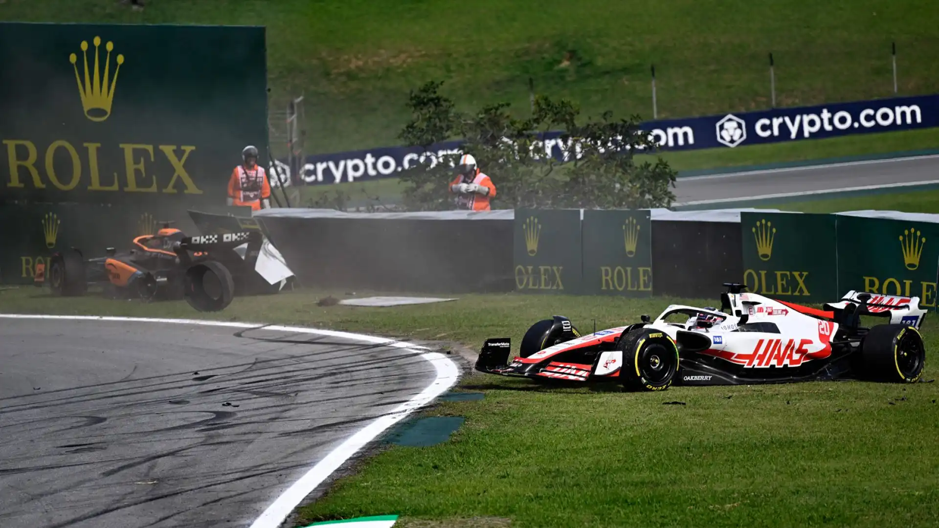 Magnussen 5,5. Dopo la storica pole sognava un weekend decisamente diverso ma viene fatto subito fuori da Ricciardo