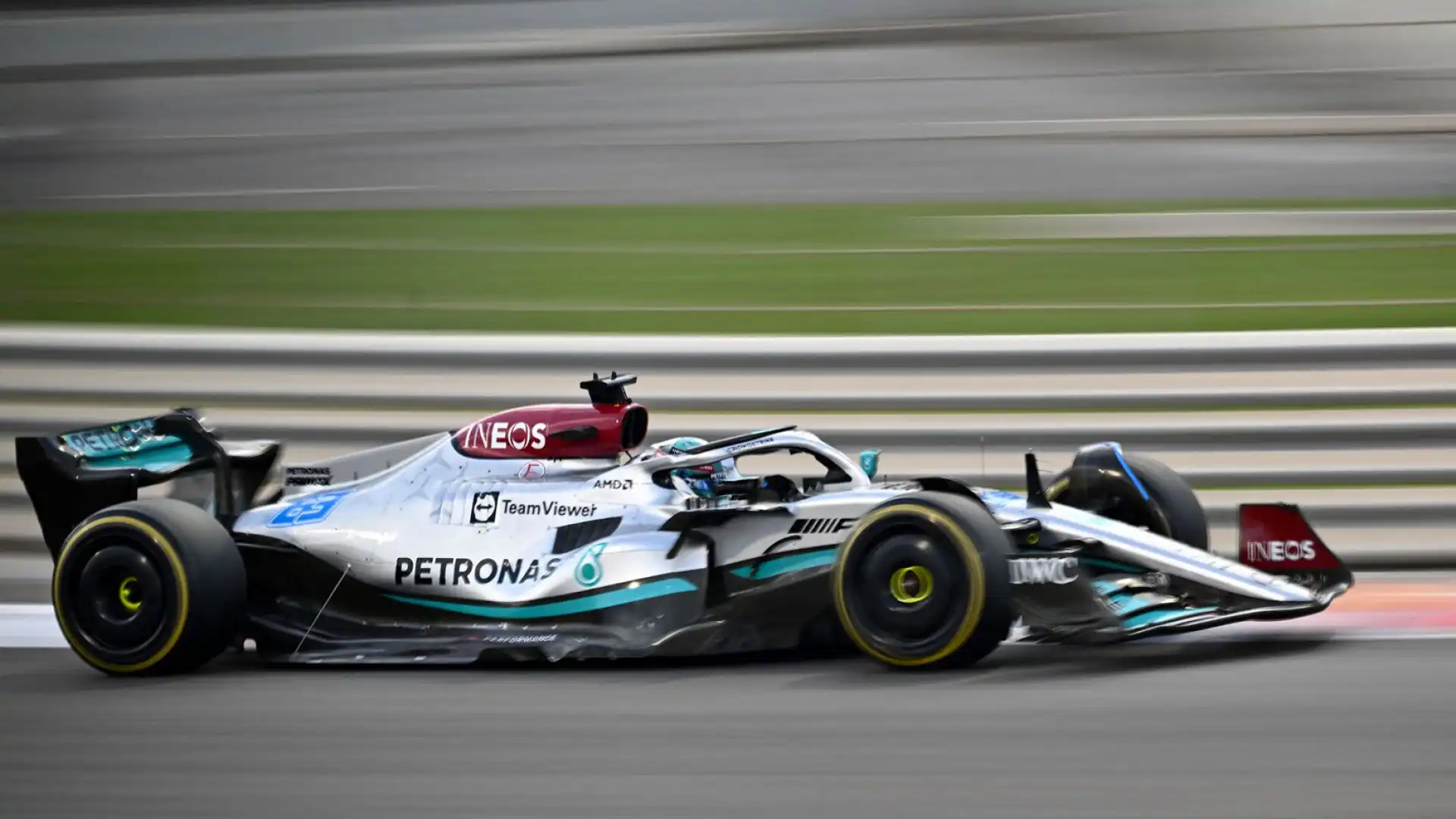 Russell 5,5: weekend complicato ma il pilota della Mercedes può essere molto soddisfatto della sua prima stagione con la casa britannica